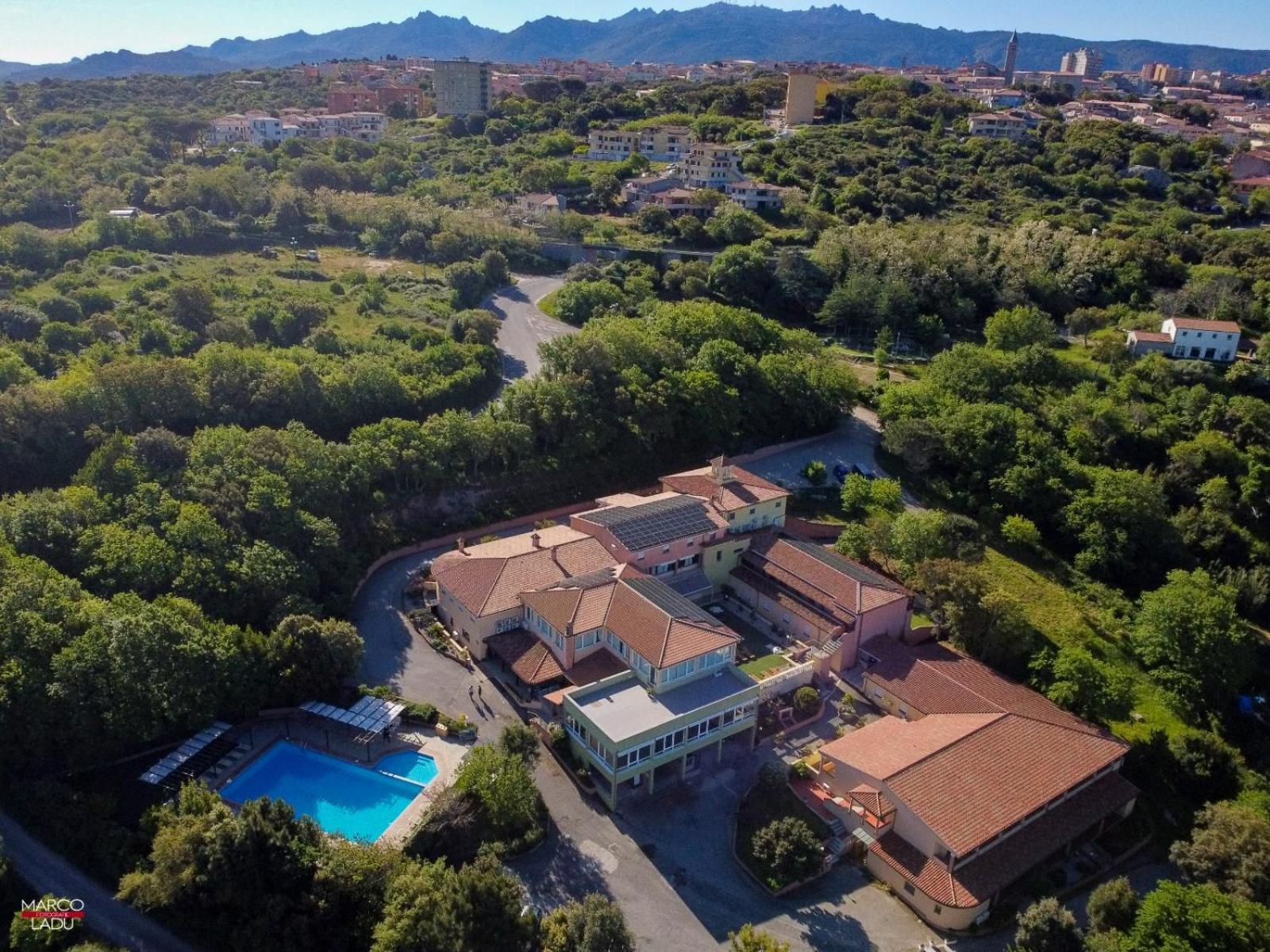 Pausania Inn Tempio Pausania Dış mekan fotoğraf